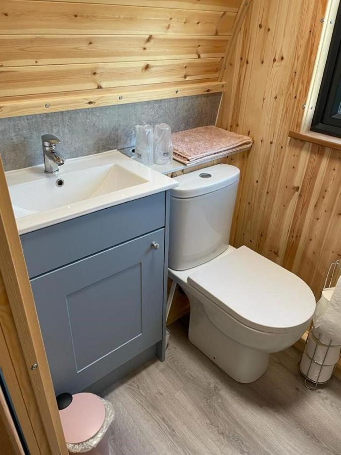 Glamping Pods Lägenhet Milngavie Exteriör bild