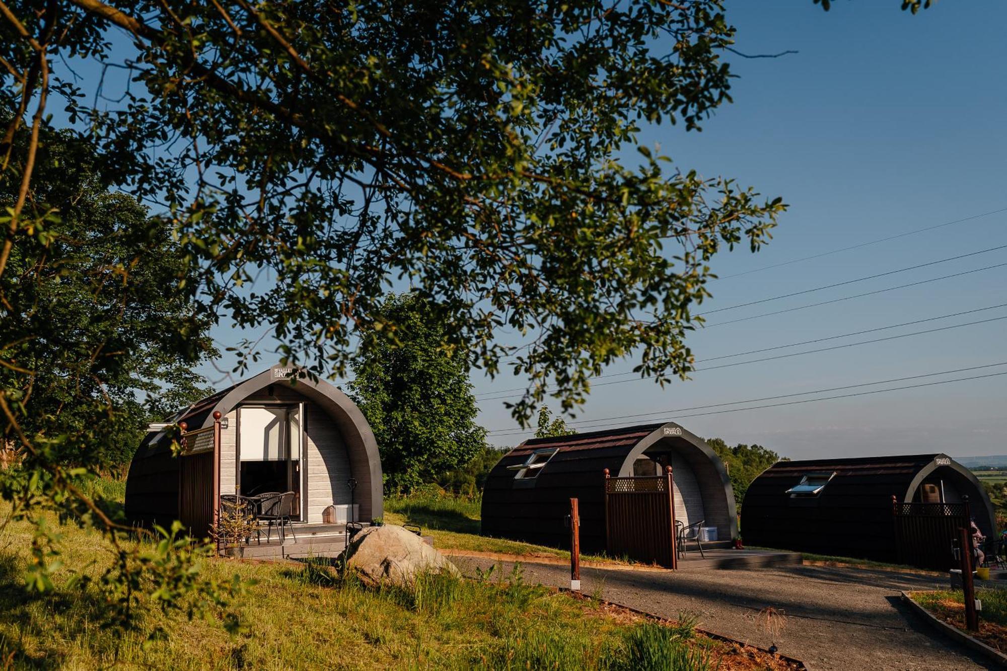 Glamping Pods Lägenhet Milngavie Exteriör bild