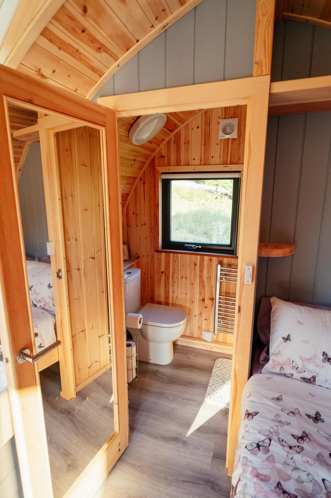 Glamping Pods Lägenhet Milngavie Exteriör bild